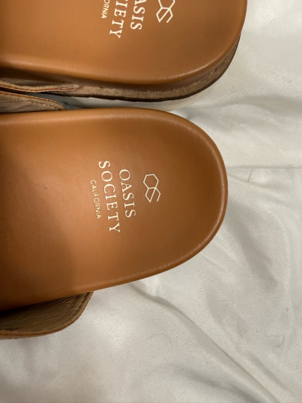 Oasis Society Brown Double-Strap Slide Sandals size 9 - Picture 2 of 9